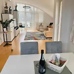 Casa Anna Leopoldskron * Solnohrad