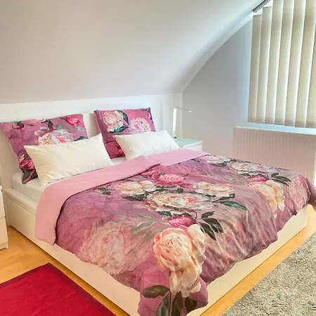 Casa Anna Leopoldskron * זלצבורג